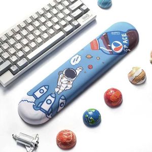 Mouse Pads Bilek Klavye bileği dinlenme ped destek fousepad mavi renkli astronot 36cm 44cm bellek köpük karikatür silikon silikon anti-kayma oyunu pc dizüstü bilgisayar y240423