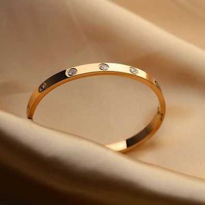 Designer charm Light luxury high-grade Bracelet titanium steel 18K Gold opening very simple style and fadeless Carters same ins trendy womens summer