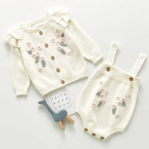 Luvas Novo Primavera Autumn Infant Baby Girls Knit Manga Longa Casaco de Flores + Brace Romadores Conjuntos de Roupas Crianças Crianças Meninas