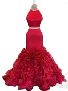 Parti Elbiseleri Kırmızı Deniz Kızı Balo Elbisesi 2024 İki Parçası Yular Arka Arka Çıkar Saten Fırlatılmış Zemin Uzunluğu Akşam resmi önlükler
