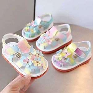 First Walkers 0-18M Baby Girls Cotton Shoes Retro Spring Autumn Toddlers Prewalkers Cotton Shoes Infant Soft Bottom First Walkers Y240423