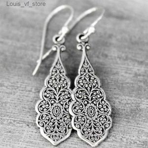 Dangle Chandelier Delicate Grave Flower Geometry Earrings for Women Silver Color Metal Textured Drop Jewelry Gifts H240423