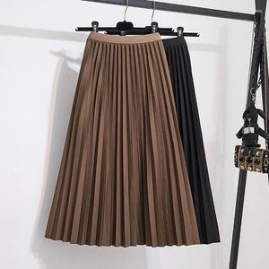 Skirts Autumn Winter Cotton Long Pleated Skirt 2024 Women High Waist Large Size Black Curry Vintage Korean A Line Loose Slim Streetwear