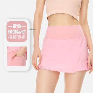 Lulumon Shorts Gudongの新製品ファッションプリーツスカート、女性用の湾曲したスプライシングポケット、ヨガスポーツショートスカート