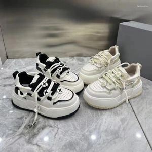 Sıradan Ayakkabı Kadın Koreli Versiyon Spor Konfor Platformu Vulkanize Kawaii Tenis Kadın Basketbol Retro Sneakers