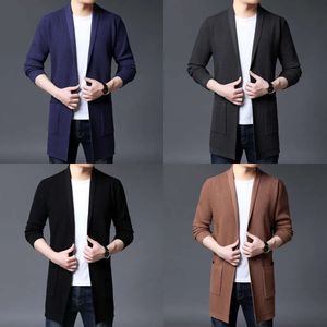 Zimowa jesień Nowy swetra swetra Slim Fit Sweet Big Pocket Decor V Neck Men Casual Długie swetry 5 color 20121 S