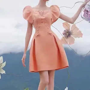 Party Dresses Runway Fashion Women Square Collar Mini Dress 2024 Summer Orange Flower Embroidery Puff Sleeve Slim Midje bollklänning