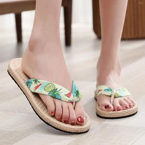 Tofflor Fashion Spring and Summer Women Flip Flops Fruit Mönster Beach Flat Bottom