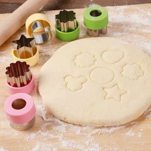 Nuovi tagliatori a forma di frutta vegetale 2024 set per bambini bambini fai -da -te simpatie di cuccioli di biscotti di biscotti per bambini fai -da -te fai da te