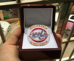 2018 Washington Cup ship Ring With Wooden Display Box Fan Menギフト卸売ドロップShipping9119606