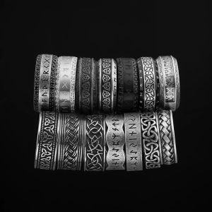 Band retro viking githisk stil rostfritt stål keltik knut ring män nordiska trinity bröllop ringar kvinnor band smycken pojkvän gåva
