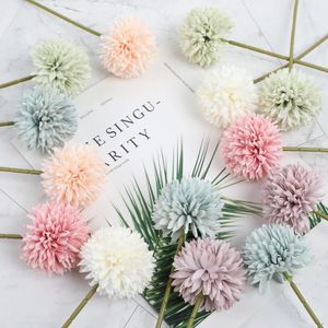 Dekorative Blumen 6pcs künstliche kugelförmige Chrysanthemen Hochzeit Blumendekoration Tabletop Dekor Shooting Requisiten Home Ornament