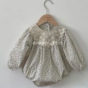 One-Pieces Vintage Floral Girls Lace Romper Long Sleeve Baby Jumpsuit Cotton Linen Bodysuit for Children Overalls Baby Stuff Christmas