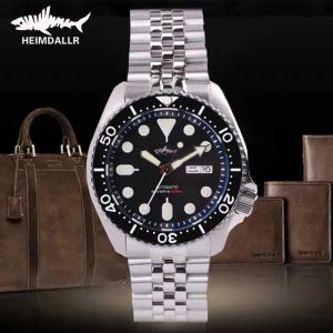 Kits Heimdallr Sharkey Skx007 Vintage Diver Watch الرجال الميكانيكيون يشاهد 200 متر من الياقوت الكريستال Luminous NH36 حركة الحركة التلقائية