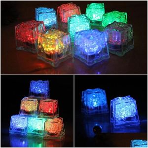 Andra bröllopsgäster Colorf Luminous Ice Cube Wine Glass Decoration Led Fluorescerande Block Blinkande ljus Sensor Bar Party Spot Drop DHFR9