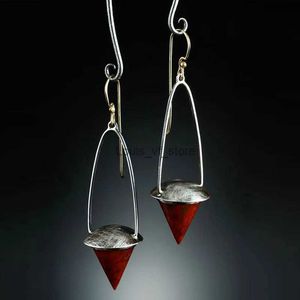 Dangle Kronleuchter Vintage Gyroscopic Ohrringe Individuelle Kreativität Silber Farbe Metall Geometrie Hohl für Frauen H240423