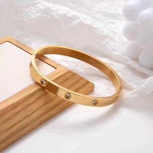 Designer charm Instagram Hot Selling Style Bracelet High end Carter Versatile Fashion Jewelry Light Luxury