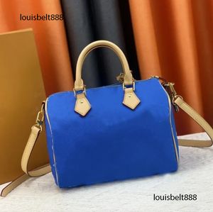 Tasarımcı Çanta Tote Çanta Erkekler ve Kadınlar Evrensel Lüks Bahar/Yaz Yeni Deri Çanta Kadın Çanta Omuz Çantası Crossbody Bag Çanta Kart Tutucu 25cm