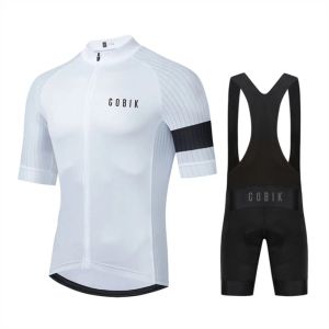 Uppsättningar 2023 Cobik Cycling Jersey Set Mtb Maillot Summer Short Sleeve Cycling Clothing Road Bike Shirts Suit Bicycle Tops Ropa Ciclismo