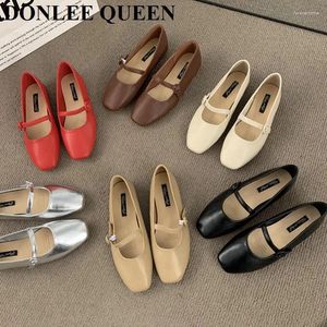 Casual Shoes Women Flats Fashion Square Toe Grunt Ballerina Soft Light Weight Ballet Slip On Vintage Loafer Female Mujer