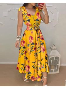 Casual Dresses 2024 Sommar för kvinnor Solros Tryckt bundet är ärmlös Maxi -klänning med Belt Vestidos de Mujer Robe Kvinna