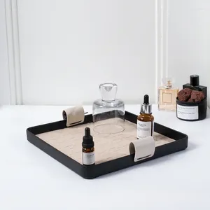 装飾的な置物Ahunderjiaz-Nordic Square Leather Tray CosmeTic Storage Living Room Snacks Fruit Desktop Home Decoration