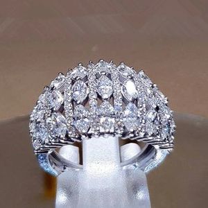 Группы Huitan Full Bling Iced Out Cz Rings для женщин широкая группа роскошная свадьба свадебная церемония вечеринка