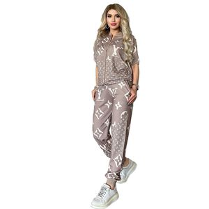 2024 Summer Designer Simple Women's Sportswear Gray Zipper Short Sleeves and Pants Jogging Suit Printed Tops Free Ship