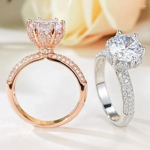 Anelli a grappolo 2024 925 Silver Imition Diamond Core Ring Women's Fashion Wedding