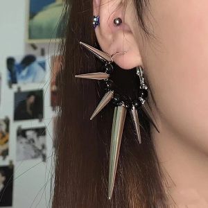 Earrings Punk Rock Thorns Rivets Hoop Earrings Hip Hop Unusual Spikes Circle Earings for Women Party Night Club Party Dancing Accessories