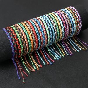 Strängar Multi Color Waterproof Wax Thread Flätade armband för kvinnor Män Tibetanska Buddha Lyckliga armband Par Bangle Friendship Smycken