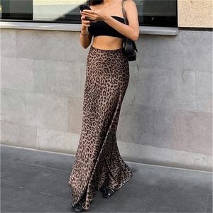 Leopard Print Seksowne opakowanie pośladki Fishtail Spódnica przeciągnij spódnica podłogowa 2024 Spring Women Drape Long 240423