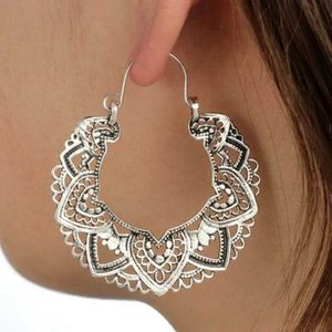 Charm Vintage Antique Silver Color Carving Drop Earrings for Women Ethnic Piercing Hoop Earrings Party Jewelry 2023 Nya trendgåvor Y240423