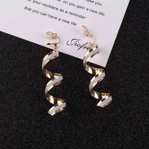 Örhängen Europa och Amerika Spiral Geometry Clip på örhängen utan att piercera för Gril's Party Wedding Charm behöver inte öronhålörhängen