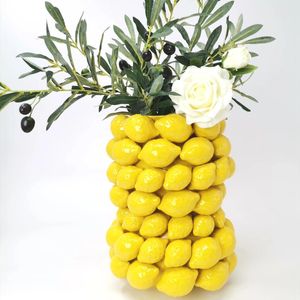 Vaseセラミック3D大小のグループIkebana Vase with Lemons