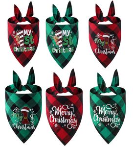 Julhundbandanas Triangle Bibbs Print Mönster Design Xmas Tree Gift Reindeer Stocking Pet Scarf Soft Pet Neckerchief för nya 2954787