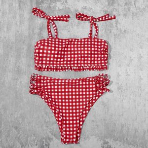 Wakacje kąpielowe wakacyjne 2024 Kobieta dwuczęściowa Trójkąt Trójkąt Bikini Krzyż High talia Hollow Out Sexy Korean Plaid Bikini Bathing