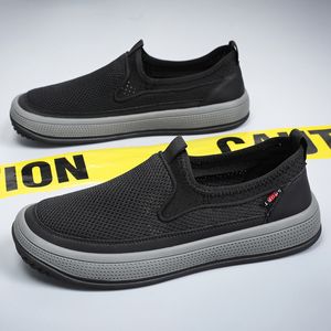 Sapatos masculinos sapatos de malha verão nova cor sólida coloração versátil sapatos únicos respiráveis solo solo de caminhada leve sapatos casuais design minimalista masculino