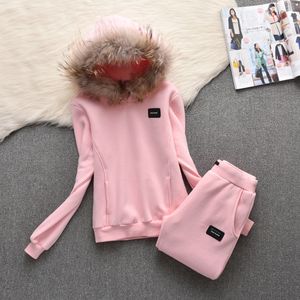 2024 Autumn/Winter Feminino de veludo feminino espessado Conjunto casual suculento Coconut Fashion Edition Edição Sportswear Pullover com capuz e calça fit slim