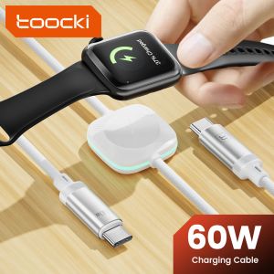 Laddare Toocki 2 i 1 Magnetisk trådlös laddare för IWATCH 8 7 6 SE USB Fast Charging Station med PD 60W Typ C -kabel för iPhone 15 14