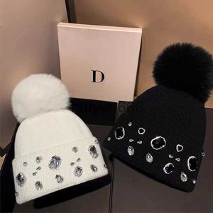 Designer Beanie Skull Caps Hat Women's Winter Rabbit Hair Sticked Hat Mångsidig tegel och Stone Hair Ball Angola Rabbit Hair Pullover Hatt Tjockade varma hattar Caps