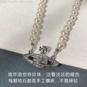 女性のためのネックレスデザイナーViviennes Westwoods Luxury Saturn Necklace Empress Dowager XI Highバージョン土星真珠ネックレスピンライトラグジュアリーユニークな女性