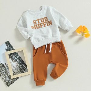 Kläder sätter modebrevtryck baby outfit barn flickor pojke kläder set långärmad tröja elastiska byxor för spädbarnsfjäder höstdräkt