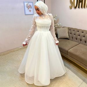 Weiße muslimische Abschlussballkleider hoher Nacken Langhärme geschwollen jüdische Abendpartykleid Spitze mit 3D -Blume Kafan Vestidos de Soiree