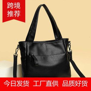 Bag Big Handbag Casual Versatile Commuter Large Capacity Middle Aged Womens Shoulder