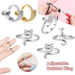 Adjustable Size Yarn Ring Cat Ears Crochet Beginner Knitting Crocheting Loop Thread Wrapped Rings Tension Regulator Tool 240411