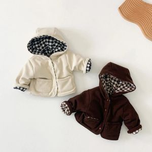 Coats Roupas de bebê inverno espessado meninos e meninas roupas de algodão, jaqueta de bebê manta pode ser desgastada em ambos os lados de roupas quentes