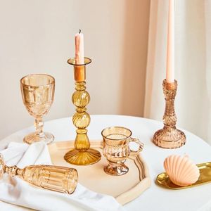 Titulares de vela Amber Mesa de decoração de casamento central Pieces decoração de casa candelabra copo de vidro de vidro adereços