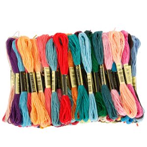Strängar 100 färger Cross Stitch Cotton Embrodery Thread Floss Sying Skeins Brodery Line For Armband String garn Craft Floss