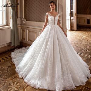 Delikatna koronkowa sukienka ślubna A-Line Sheer Szyja Krótkie rękawy Eleganckie suknie ślubne 2024 z koralikami Pearls Applique Lace